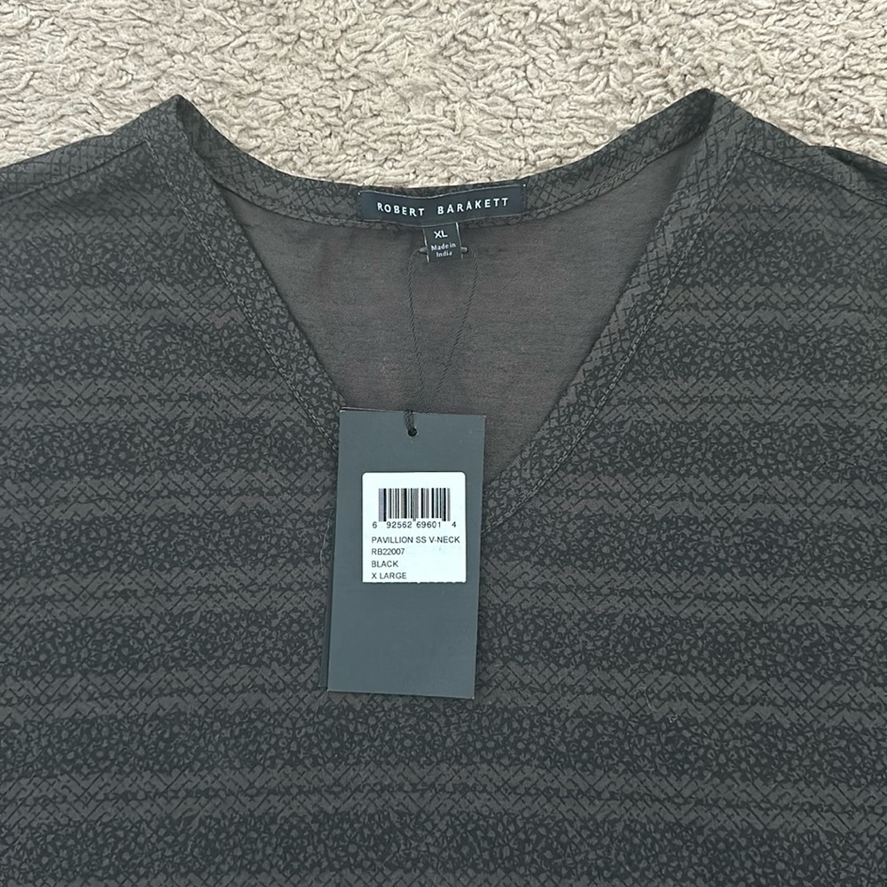 Robert Barakett Pavillion SS V-Neck Tshirt XL